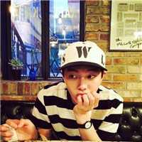 记忆中的那个男孩 带帽帅气男生头像