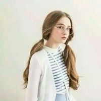 可爱清新的欧美女生头像