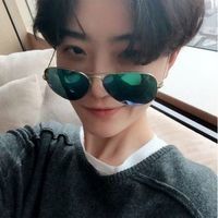 帅气的个性的男生的头像