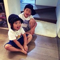 可爱的小孩兄弟微信头像