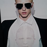 欧美帅气的男生的微信头像