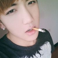 变坏的男生霸气的头像