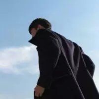 帅气简约的男生背影微信头像