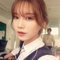 微信头像空气稀薄刘海 微信头像空气刘海女生