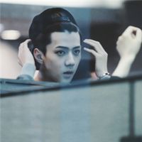 男生黑白的最新头像