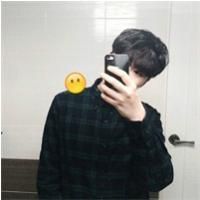 简单的男生帅气头像