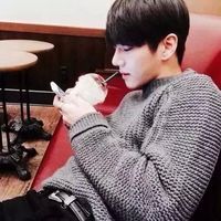 韩国帅气的男生头像