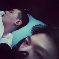 简约的兄弟的微信头像