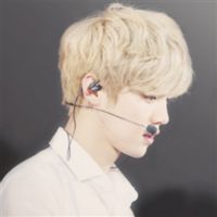 鹿晗清新的简约头像