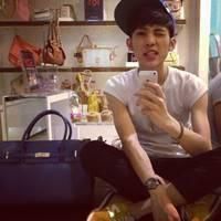 个性男生自拍微信头像