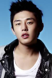 刘亚仁五角星头像 刘亚仁微信微信头像图片带字