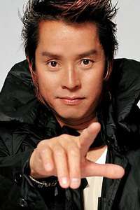 谭咏麟头像男带字 谭咏麟微信微信伤感男生背影