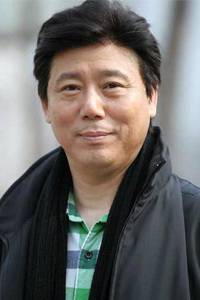 李成儒红发头像 李成儒微信头像女生q版