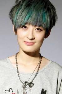 曾轶可奇葩头像情侣 曾轶可微信头像图片制作 曾轶可奇葩头像情侣 曾轶可微信头像图片制作