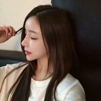 简约的个性清新的女生头像