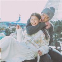 个性搞怪的情侣的微信头像