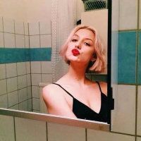 个性可爱的欧美女生微信头像