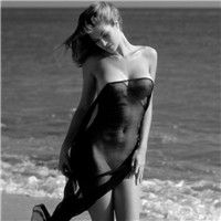 欧美个性性感女生微信头像