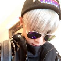 时尚个性霸气的90后男生头像