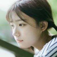 简约的女生清新的微信头像