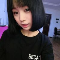 清新甜美的短发女生头像