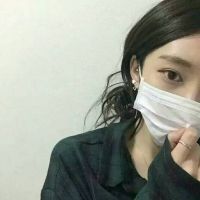 伤感气质女生微信头像 提起往事你眼红了 