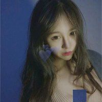 个性时尚女生微信头像 躲了一辈子雨 