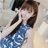 微信头像女生抱宠物 我还相信我还执着我还盲目