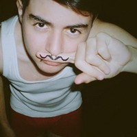 很酷气的欧美头像：让自己，自潮总带多了自信