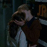 欧美情侣亲密的个性头像