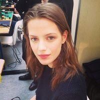 欧美的女生简约的最新头像