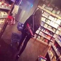 女生背影简约微信头像