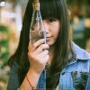 卡通女生打呼噜头像 来瓶82年的矿泉水