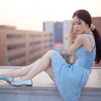 气质文艺的个性女生头像