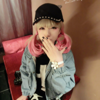 个性时尚彩色头发女生头像 个性时尚彩色头发女生头像