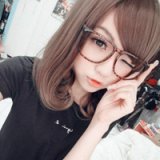 微信头像女生姐妹一左一右 让心痛在此刻停止