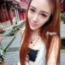 戴眼镜女生头像 你的照片催我该 想你了