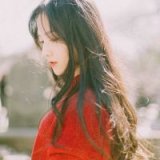 女生头像 亲吻 终是时光不分手 长发女生伤感微