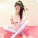 女生戴帽子背影头像 你的名字是最动听的情话