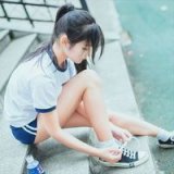 卡通女生头像 鲨鱼 初若安然的清新女生微信头像