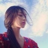 女生生活照头像 爱到深处，不提爱。