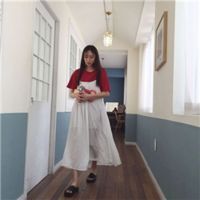 简约清新的女生的微信头像