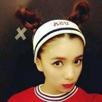 有点神经质的陌陌女生头像