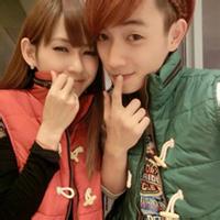 微信情侣头像接吻一对 微信情侣拥抱接吻头像