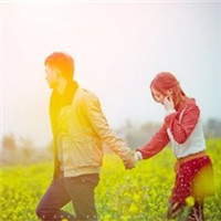 手牵手一起走 浪漫情侣头像