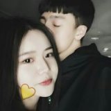 微信情侣裤衩胸罩头像_你说你喜欢她 你猜我什么