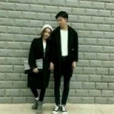 逗比点的单人情侣头像最新版感情原本就是脆弱