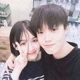 最新微信情侣头像泼墨成画，花开彼岸。