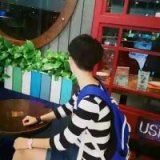 情侣头像低调背影我还是很喜欢你 像椿去湫来