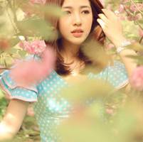 好看浪漫微信唯美情侣头像一左一右两张大全_天